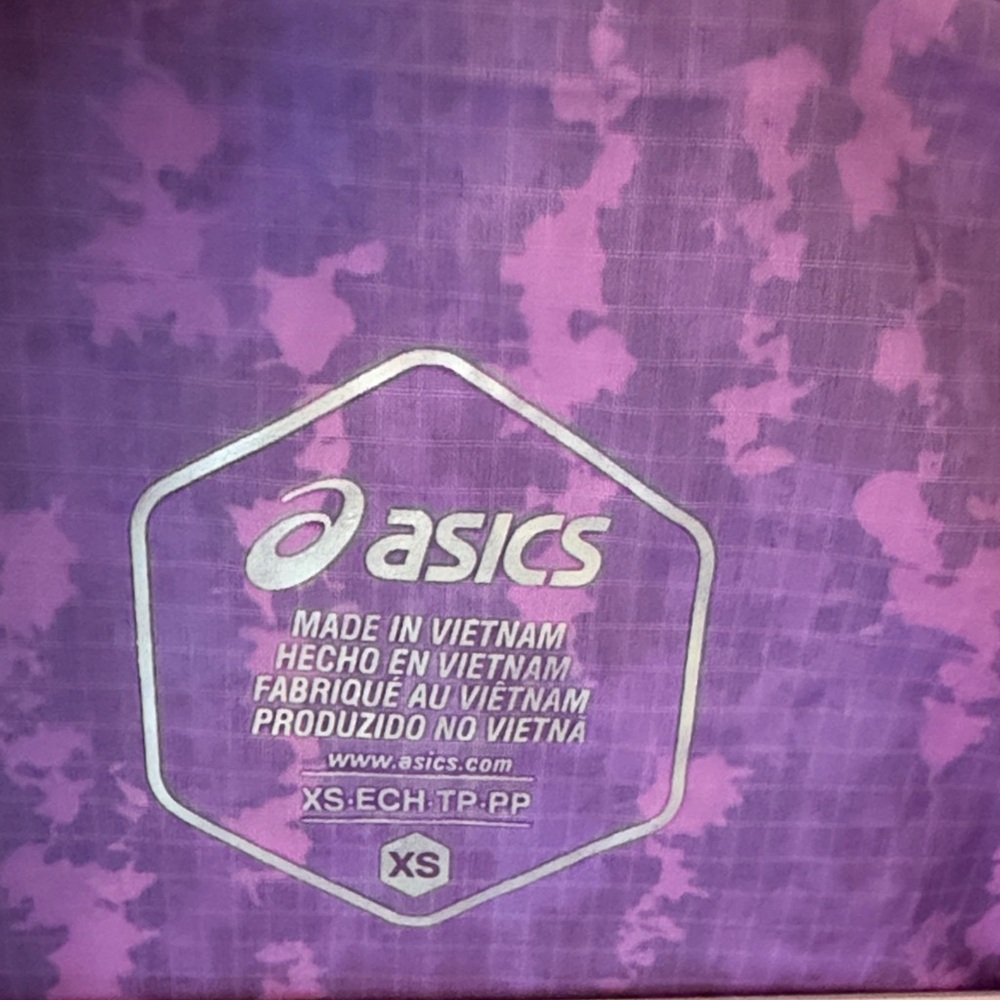 Asics Running Jacket - Picture 2 of 5